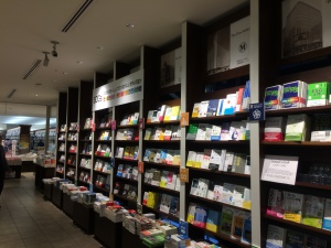 ブックフェア   SDGｓ　2030年「誰一人として取り残さない」世界は可能か