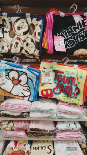 【冬支度】ブランケットコーナー展開中