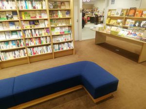 親子で楽しめる絵本コーナーのご案内