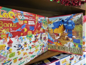 サソリにスベスベマンジュウガニ、T-4ブルーインパルス！ラキュー新製品&ボーナスセット入荷してます！