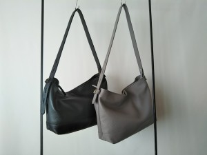 １Ｆ　文具イベントスペース  オリジナル革製品・VIAJAR（ビアハール）