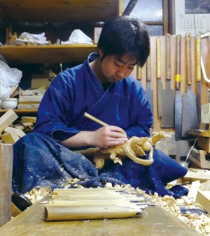 第九回　丸善 木の匠展　九州銘木株式会社　屋久杉工芸展 松原瑞雲　仏像彫刻