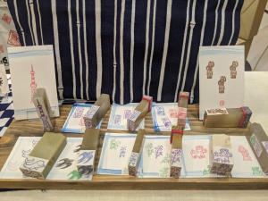 石の手作りはんこ　by 梟遊印舎