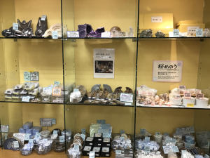 「世界の鉱物・化石・パワーストーン展」開催中！