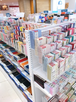 手帳・カレンダー続々入荷中！