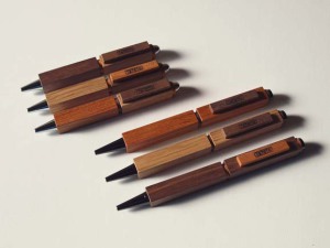 工房タテト「木のコモノ」展  ３