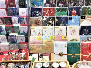 カードやシール、ミニオーナメントなど、文具系クリスマスグッズが入荷しています！