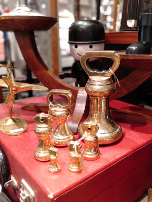 イギリスぐらし Antiques Harmonics