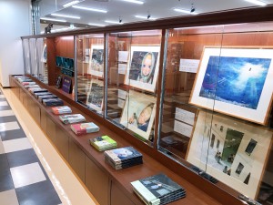 「町田尚子原画展　マッチうりのしょうじょ」