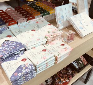 桜柄雑貨・ステーショナリー入荷しました！