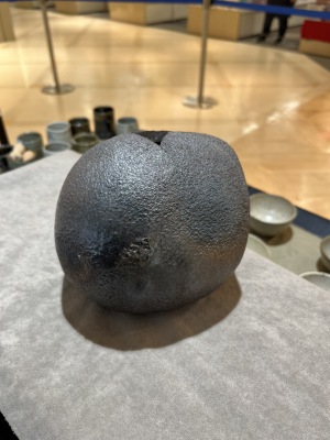 土のカタチ展～くにたち自遊工房　柚木寿雄～✕土とモジ展～越前天喜窯/作啓作　神谷啓介～