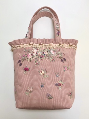 リボン刺繍とビーズ刺繍の布小物【Annの針仕事】