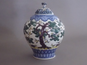 先人たちの英知を受け継ぎ、進化しつづける   第6回丸善 九谷焼展   優美な色絵の世界