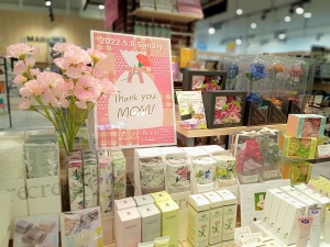 Happy Mother's Day！