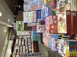 「あそんでまなぶ　知育玩具フェア」開催中！