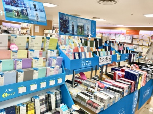 【文具】2023年版カレンダー・手帳・ダイアリー入荷
