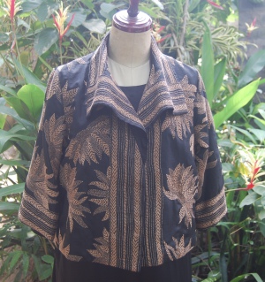 アナンダ工房・アミーナコラボ2022　 ”西と東、装いの手仕事、針仕事展”