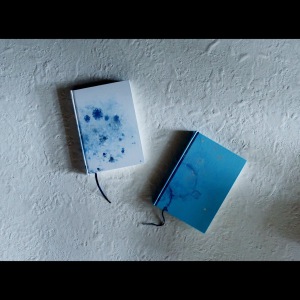 『すずめや＆アトリエつみき屋 ２人展』～手製本ノートと紙こもの・手彫りの天然木を囲む食卓～