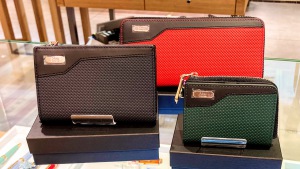 【革小物新商品】ノイ・インテレッセ「X -iks-」