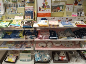 えほんやさんフェア開催中