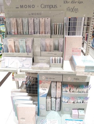 「シアーストーン」デザインコラボ商品展開中！