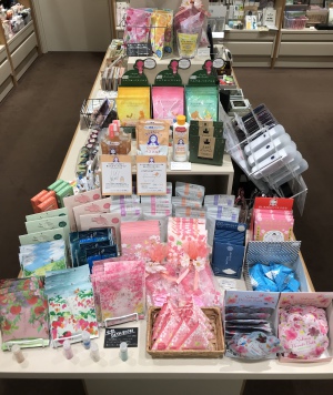 春を感じるアイテム展開中