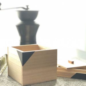 桐コーヒーキャニスター・米びつ・サンダル　関根桐材店