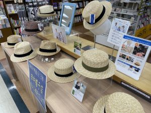 「田中帽子店」麦わら帽子フェア