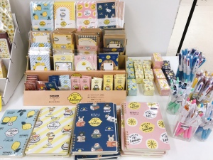 文具「檸檬書店 Shop & Cafe HONEY」販売中