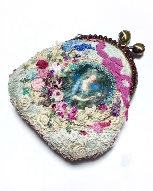 ビーズ刺繍とリボン刺繍の布小物【Annの針仕事】