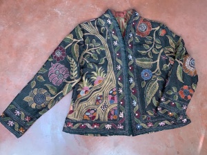 アナンダ工房・アミーナコラボ　2023 ”西と東、装いの手仕事、針仕事展”