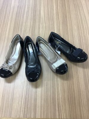 秋冬のレディースシューズフェア