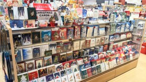 クリスマスカード販売中。
