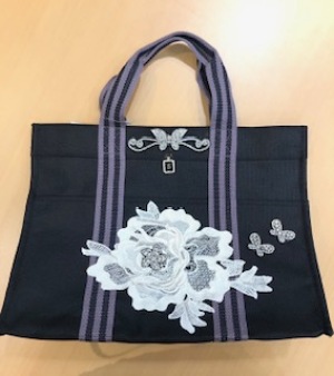 アトリエ文　手作りニット