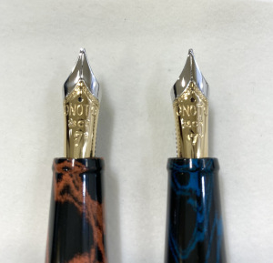 丸善創業155周年記念万年筆「ONOTO　マグナ　ヘリテージ　エボナイト」