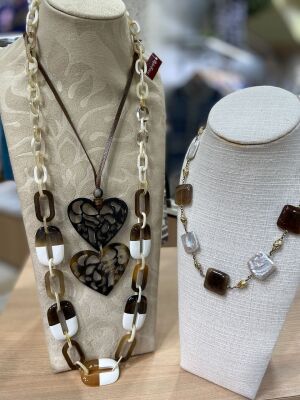 天然素材の服と雑貨　レインフォレスト　　Natural Clothing and Goods 【Rainforest】