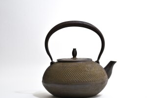 用の美と暮らす 伝統工芸品展　～南部鉄器 幸工芸～　　Living with the Beauty of Use: Traditional Crafts ~Nambu Ironware ~Koukougei