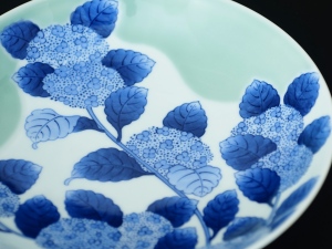 用の美と暮らす 伝統工芸品展　～鍋島焼　龍仙窯～  Living with the Beauty of Use: Traditional Crafts ~Nabeshima Ware by Ryusen Kiln