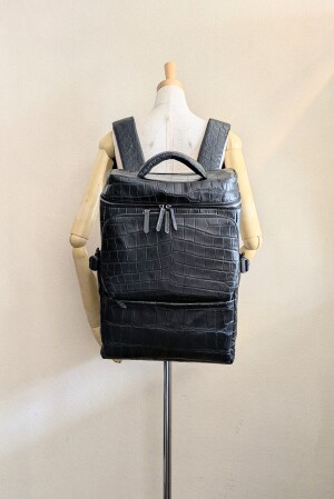 丸善初出店！「エレガントな素材をカジュアル」にハンサム＆キュート 2つの顔をもったRiikomode　　Riikomode: handsome and cute with “elegant materials in a casual way”.