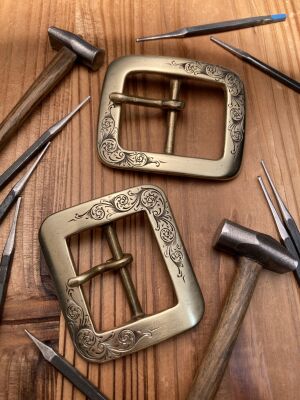 金属への手彫り彫刻　～富田彫刻所~　 Demonstration of hand engraving on metal ~TOMITA ENGRAVING SHOP~