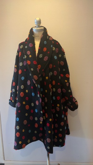 シルク工房　三輪堂　　Silk Studio Sanwado