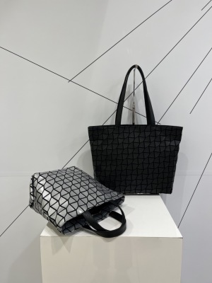 chi.wata～simpleな世界観～　　chi.wata ~simple worldview~