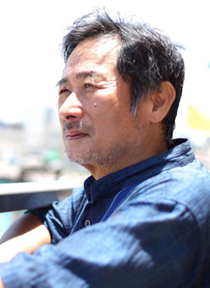不二出版刊 『 沖縄・八重山 五十年史―沖縄返還交渉から「オール沖縄」まで』 刊行記念   著者・三木 健さん トークイベント