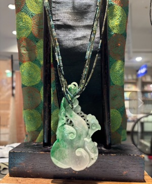 西亜細亜の手工芸品とシンギングボール・Surya
