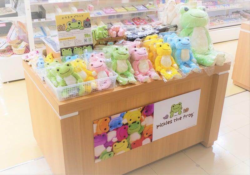 honto店舗情報 - 【pickles the frog～カエルのピクルス】グッズ期間限定販売フェア